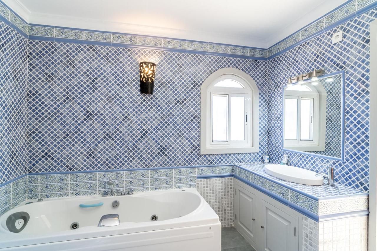 Villa Kenny Private Pool Casasol Nerja Exterior photo